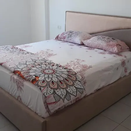 Апартаменты Apartment *